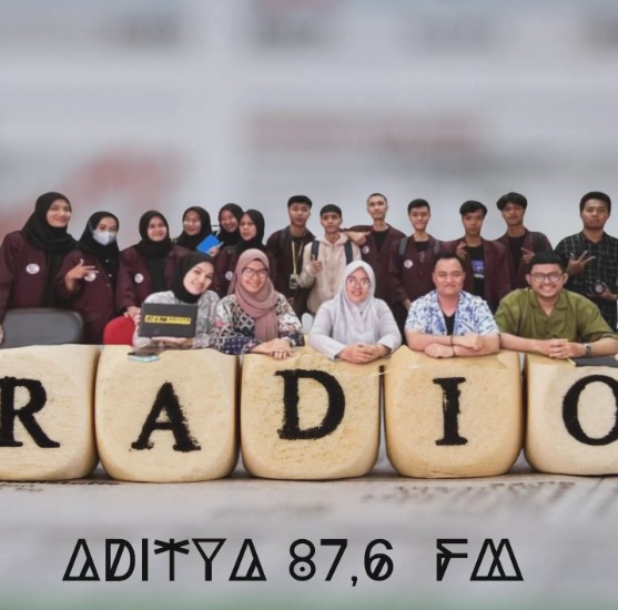 Kunjungan Radio Aditya